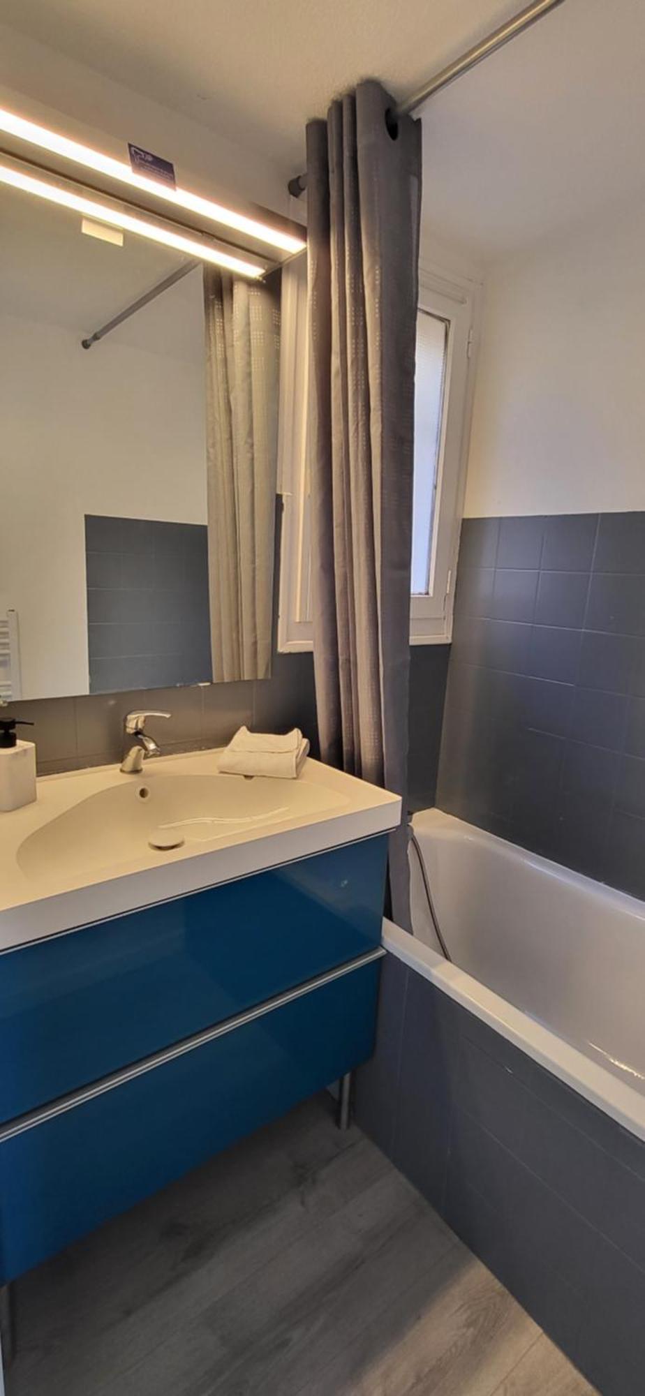 Appartement En Residence Avec Piscine Bandol Dış mekan fotoğraf